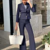 Broekpak marine met flared pantalon | DELSCHER. Fashion