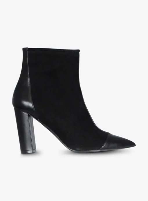 Enkellaars pointy leder en suede zwart | DELSCHER. Fashion