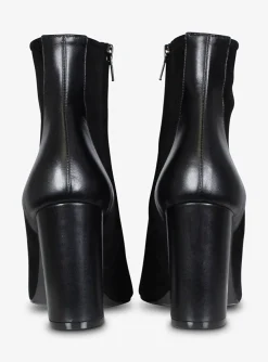 Enkellaars pointy leder en suede zwart | DELSCHER. Fashion