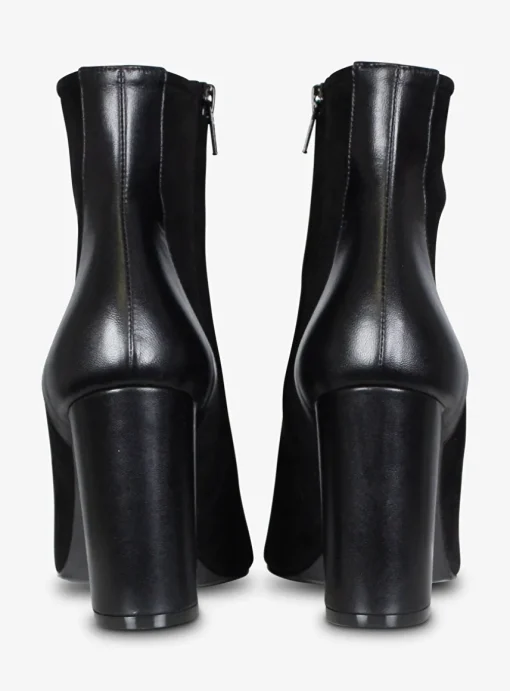 Enkellaars pointy leder en suede zwart | DELSCHER. Fashion