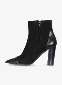 Enkellaars pointy leder en suede zwart | DELSCHER. Fashion