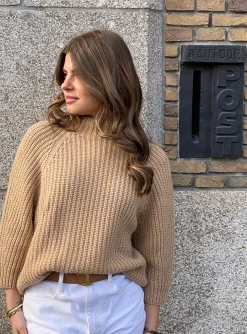 Pull fallou camel | DELSCHER. Fashion