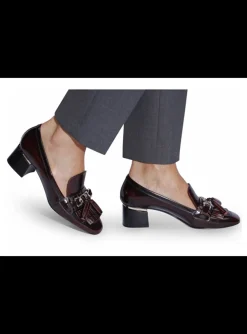 Pump leder bordeaux met buckle en flosjes | DELSCHER. Fashion