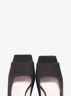 Pump peeptoe scuba zwart | DELSCHER. Fashion