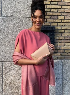 Top choc crêpe poeder roze | DELSCHER. Fashion