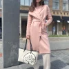 Vest jas Hello lang wol poederroze | DELSCHER. Fashion